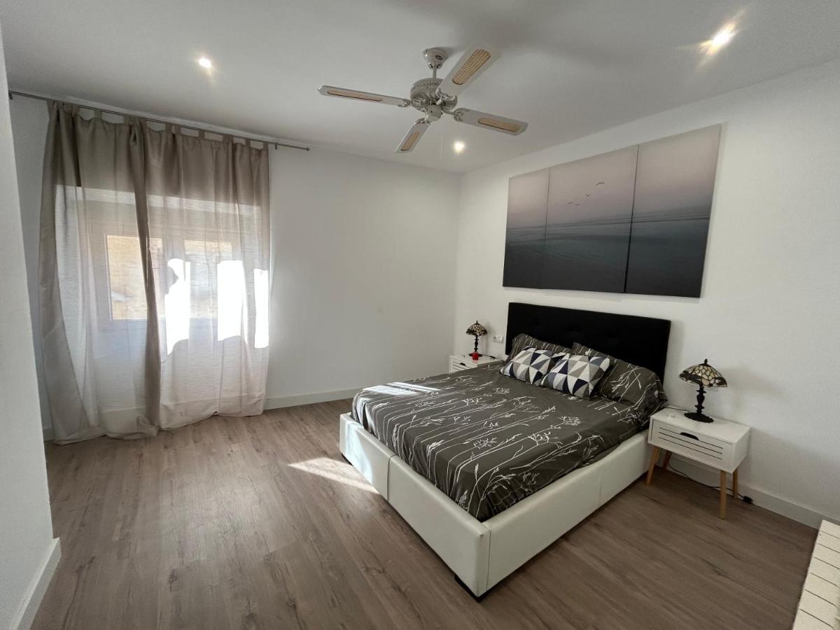 פאלאפרוג'ל Costa Brava Apartments מראה חיצוני תמונה