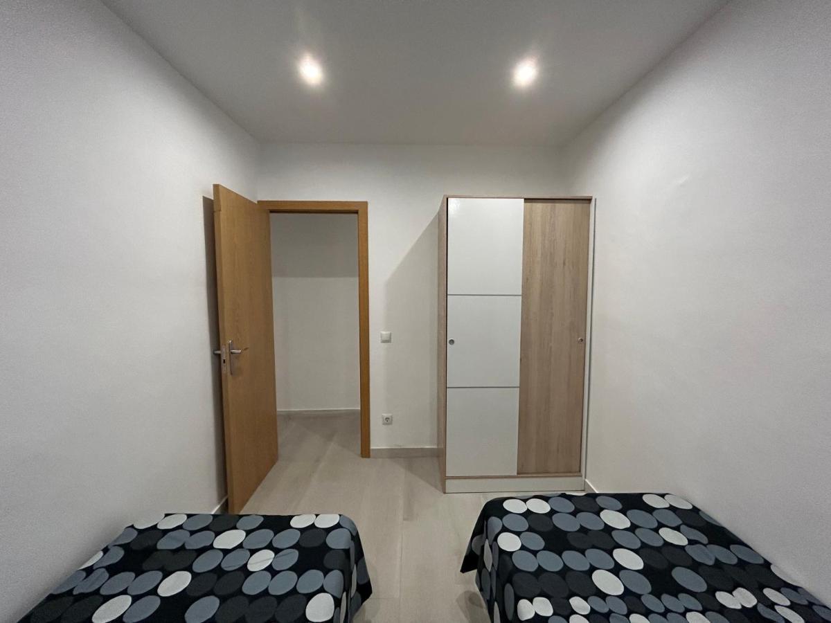 פאלאפרוג'ל Costa Brava Apartments מראה חיצוני תמונה
