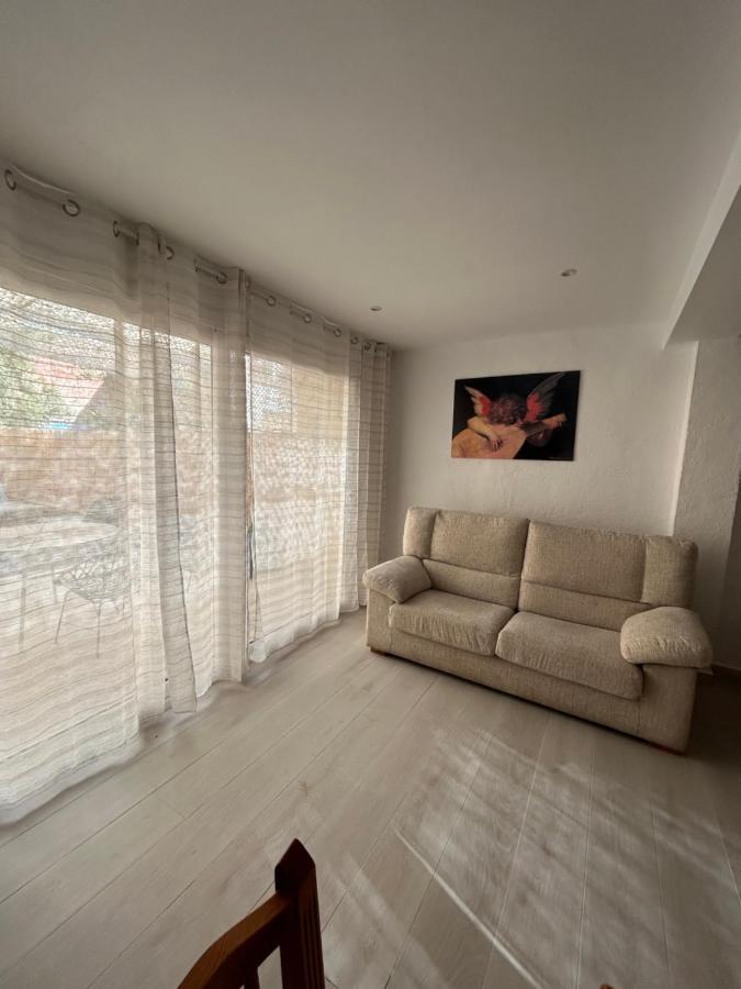 פאלאפרוג'ל Costa Brava Apartments מראה חיצוני תמונה