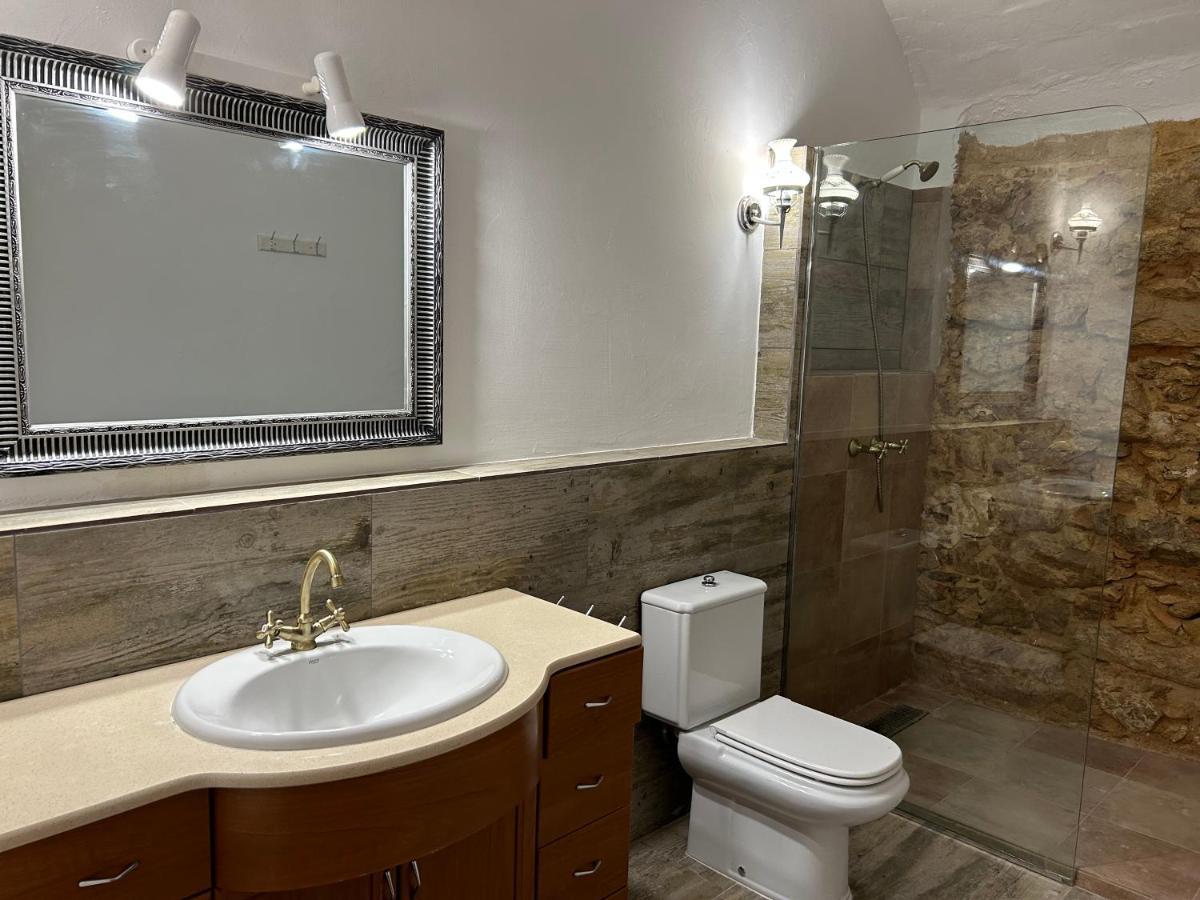 פאלאפרוג'ל Costa Brava Apartments מראה חיצוני תמונה