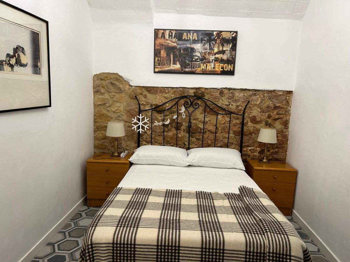 פאלאפרוג'ל Costa Brava Apartments מראה חיצוני תמונה