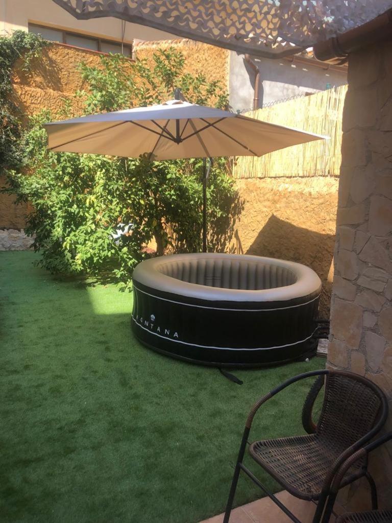 פאלאפרוג'ל Costa Brava Apartments מראה חיצוני תמונה